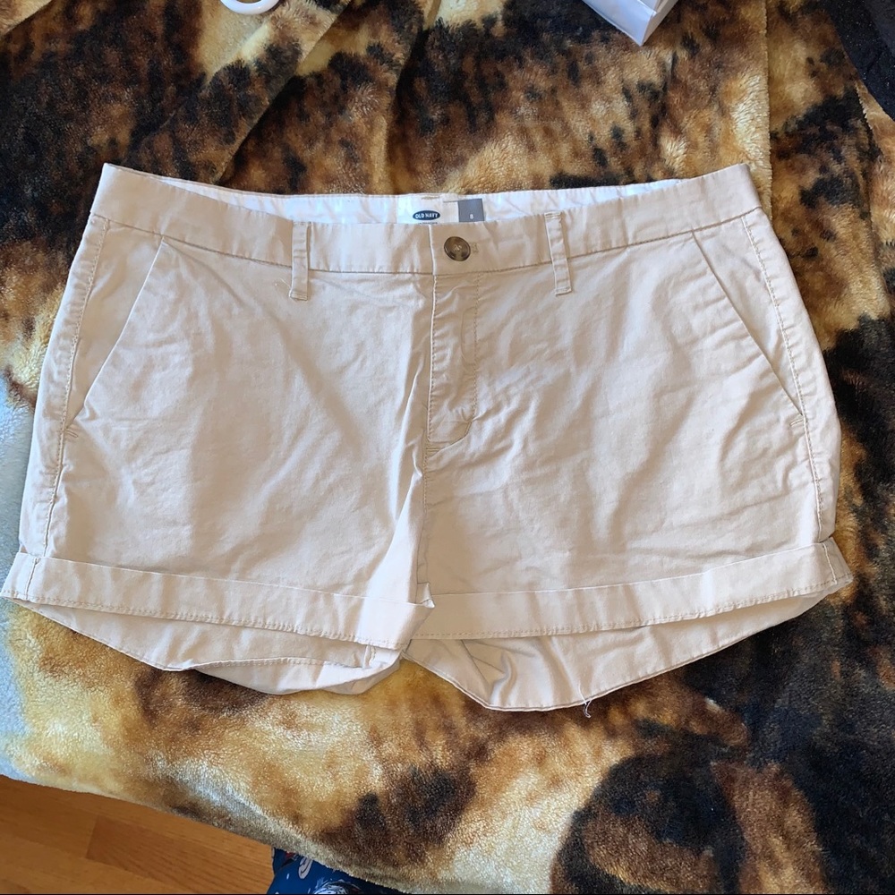 Old Navy | Khaki Shorts